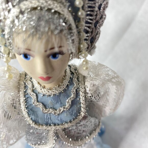 Traditional Russian Folk Doll Blue Dress W/Silver & Lace Handcrafted Collectible - Picture 5 of 11